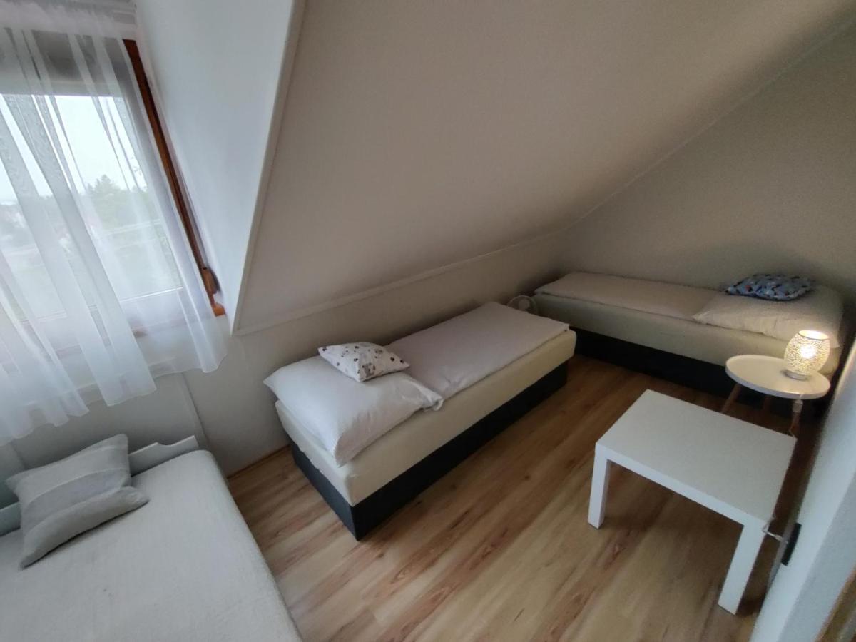 Bertalan Apartman Вонярцвашхедь Экстерьер фото